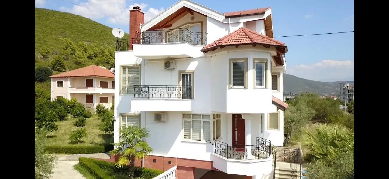 Villa Salo Labinot-Fushe