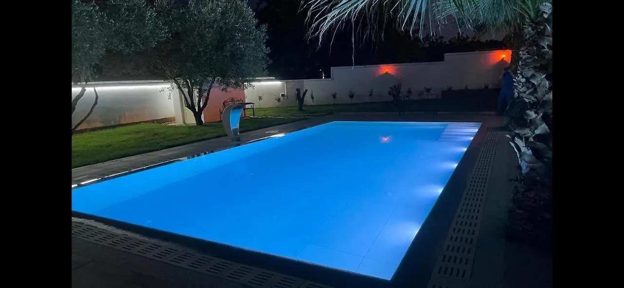Villa Salo Labinot-Fushe Albania